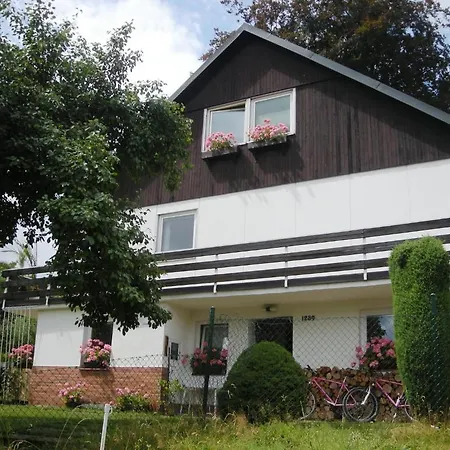 Apartment Red Tree Vrchlabi Exterior photo